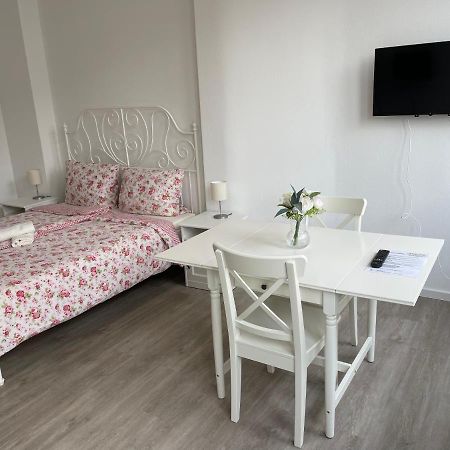 City Apartment Kuche,Bad, Parken Im Zentrum Ravensburgs A04 Buitenkant foto