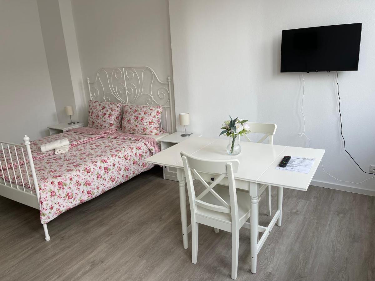 City Apartment Kuche,Bad, Parken Im Zentrum Ravensburgs A04 Buitenkant foto